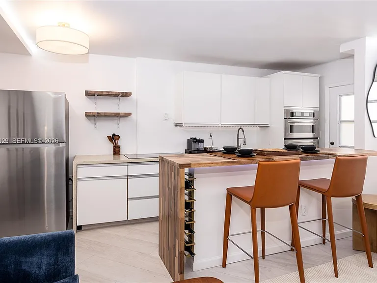 525 Meridian Ave #203 — Photo 3