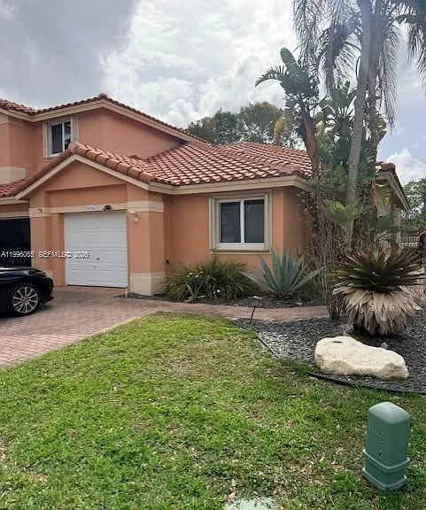 5656 NW 127th Ter #5656 — Photo 13