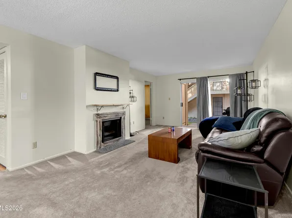 2300 Dickerson Rd APT 39, Reno, NV 89503