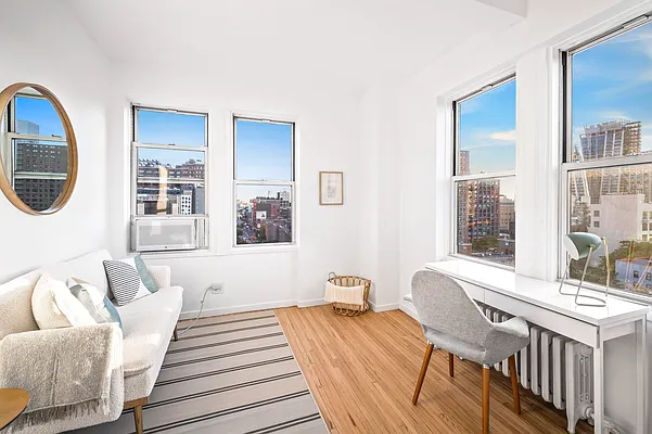 Sold by Compass | media 3