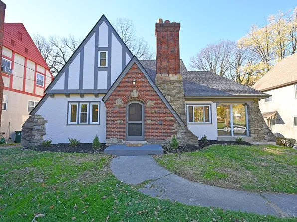 5049 Coad Dr, Cincinnati, OH 45237