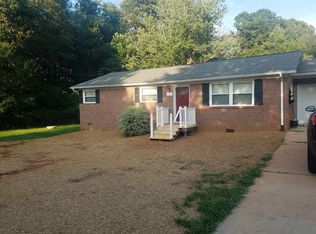 1855 30th Avenue Ct NE, Hickory, NC 28601