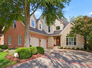 889 Golden Bell Pl, Lexington, KY 40515