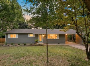 2339 W Holly St, Fayetteville, AR 72703