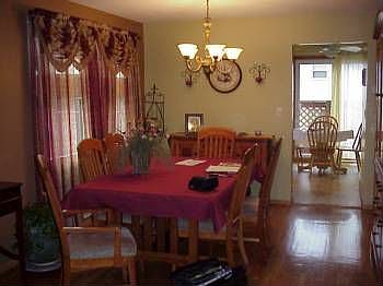 5th image of 8 Benton Ct