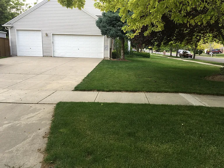 Optional detached oversized one car garage