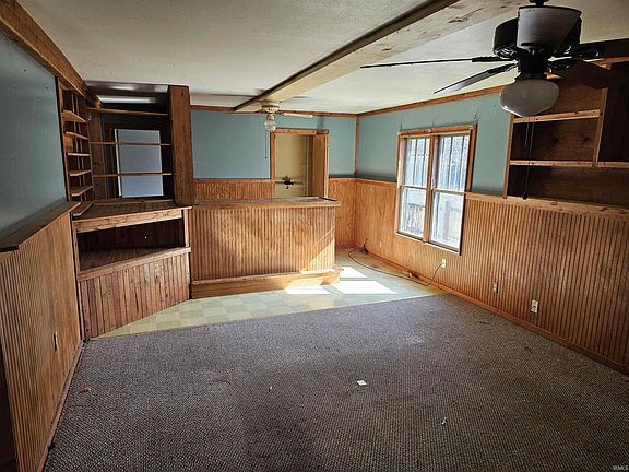 3rd image of 108 E Eberwine Ave