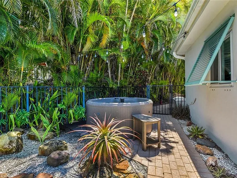 2143 Marina Dr — Photo 31