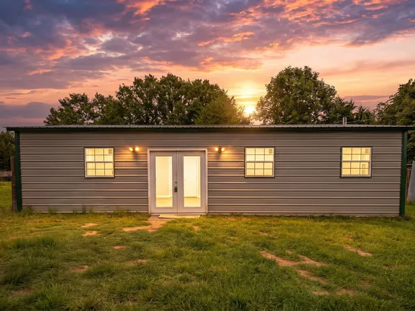 3261 N Camp Creek Rd, Mammoth Spring, AR 72554