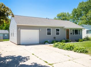 208 Terrace Way, Plano, IL 60545