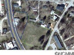2408 Spartanburg Hwy, East Flat Rock, NC 28726