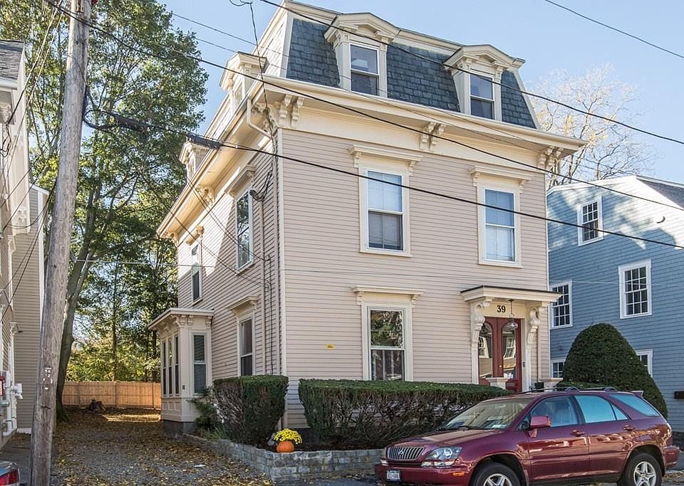 1st image of 39 Washington St #1