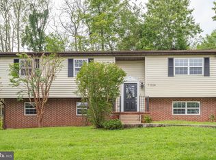 7004 Stonehurst Ct, Warrenton, VA 20187