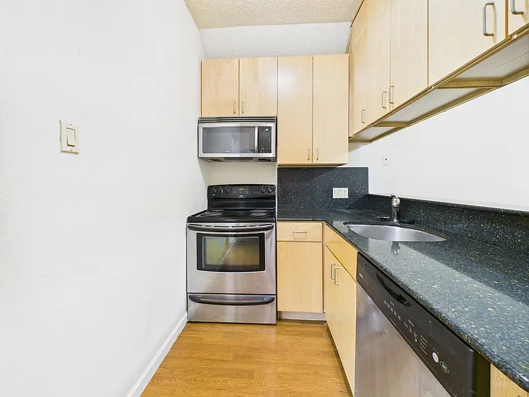 2815 Rio Grande St #109 — Photo 2