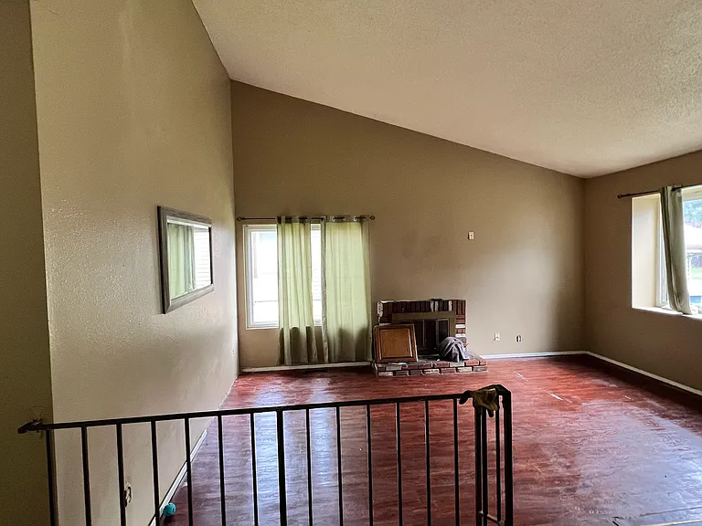 1612 Barkwood Dr — Photo 15