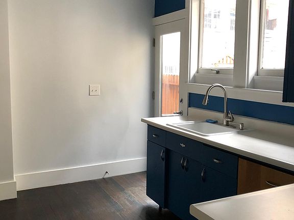 5th image of 25 Meda Ave