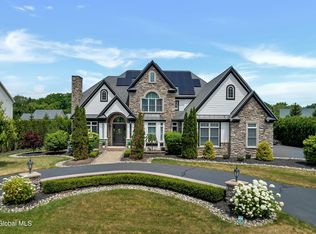 217 Brittany Pl, Schenectady, NY 12309