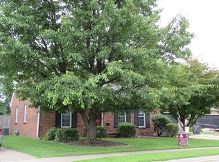 3825 Greenfield Ln, Owensboro, KY 42301