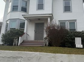 126 Lake Ave, Ocean Grove, NJ