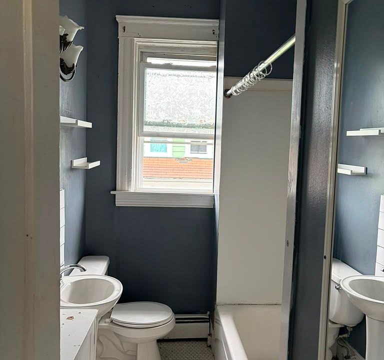 2nd image of 96 Bucklin St #3