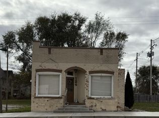 124 E Main St, Toulon, IL 61483