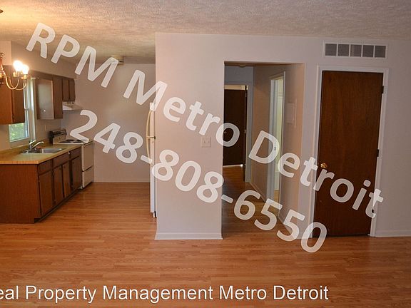 4th image of 145 Village Ct