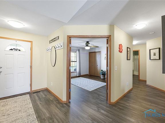 5th image of 716 W Ironwood Dr