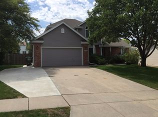 7101 S 45th St, Lincoln, NE 68516