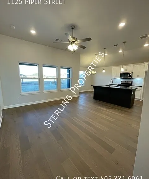 1125 Piper St — Photo 12