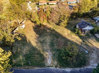 2064 N Hoffman Ave, Springfield, MO 65803