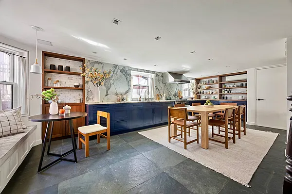 Sold by Compass | media 8