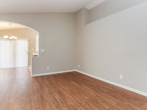 3rd image of 1714 Council Bluff Ln