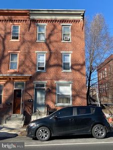 2024 Derry St, Harrisburg, PA, 17104