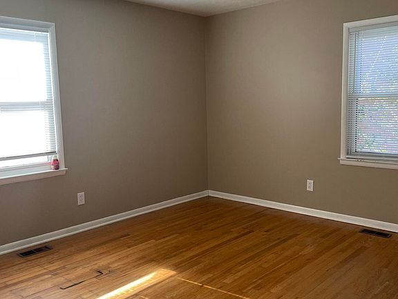 5th image of 1853 Courtland Dr