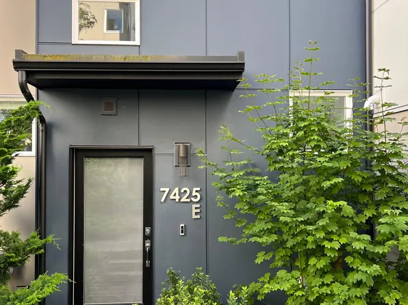 7425 4th Ave NE #E, Seattle, WA 98115