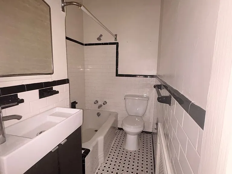 2931 N. Charles St. — Photo 5