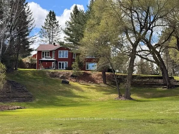 353 Macpherson Dr, East Ferris, ON P0H 1K0