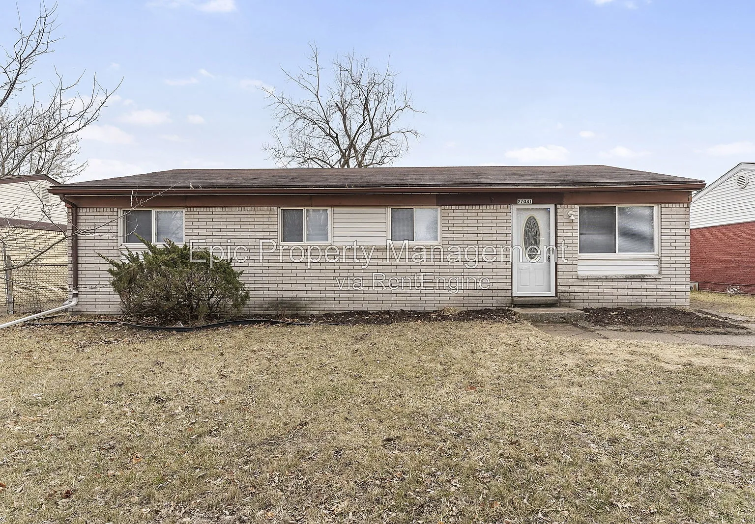 4 bed, 1.0 bath, $1,745 — Photo 1