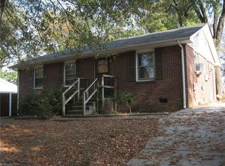 3216 Sandburg Dr, Greensboro, NC 27405