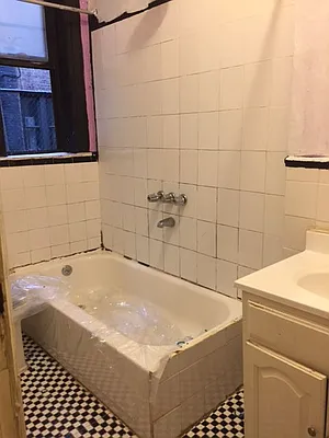 Rented by Smart NY Realty LLC | media 3