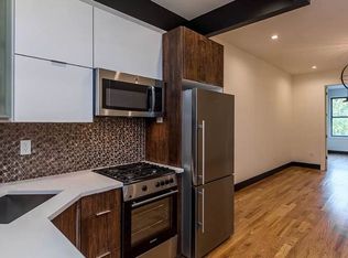 301 Stanhope St #1C, Brooklyn, NY 11237