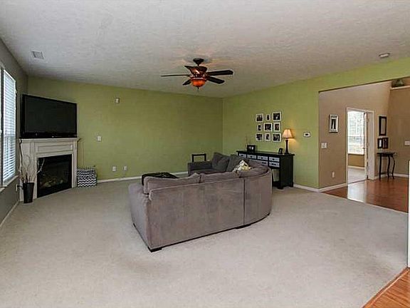 5th image of 13030 Dekoven Dr