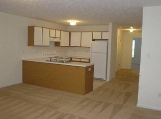 767 Duck Ct APT 68, Fayetteville, NC 28314