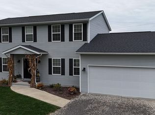 840 Welker Dr, West Lafayette, OH 43845
