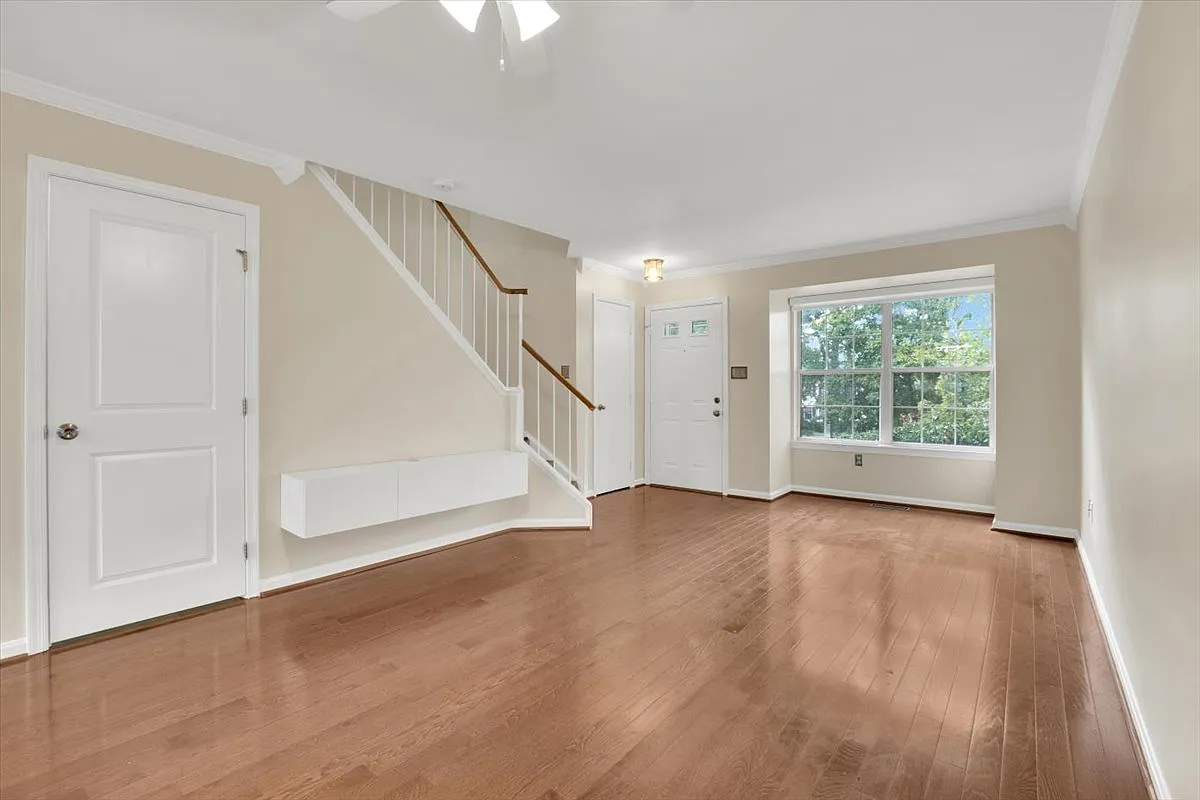 2 bed, 1484 sqft, $2,650 — Photo 4