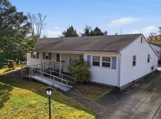 6 Colgate Rd, Somers Point, NJ 08244