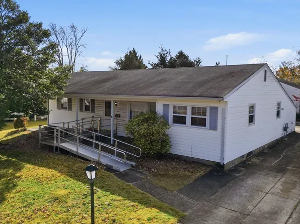 6 Colgate Rd, Somers Point, NJ 08244