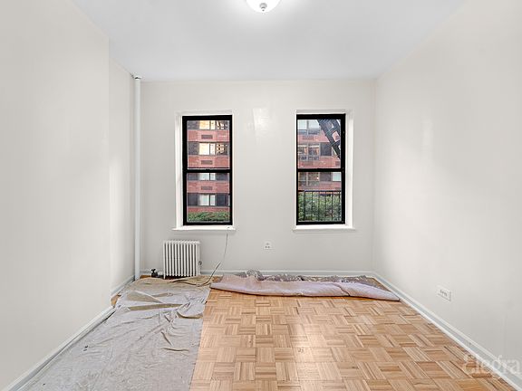 5th image of 219 E 94th St APT 4B