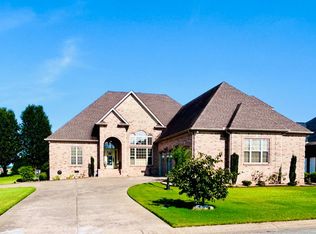 254 Plantation Springs Dr, Florence, AL 35630