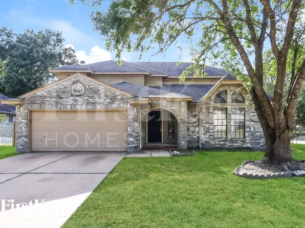 7447 Woodland West Dr, Houston, TX 77040